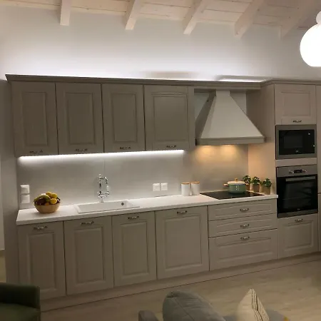 Mama's House * Corfu (city)