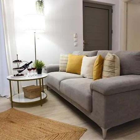 Mama's House Corfu (city)